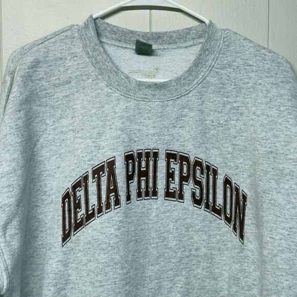 Delta Phi Epsilon Spellout Letters Pullover Crewneck Sweatshirt Gray Men XL EUC - Picture 2 of 6